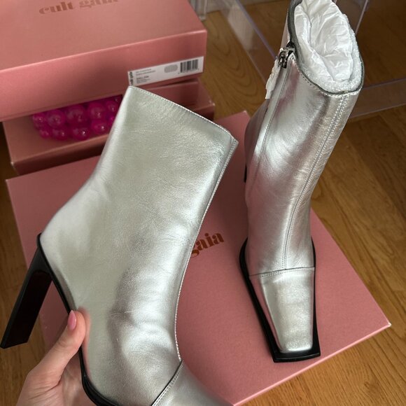 NWT Cult Gaia Dita Heeled Boots Sz 7 in Shiny Silver Metallic Leather Square Toe - Picture 4 of 10